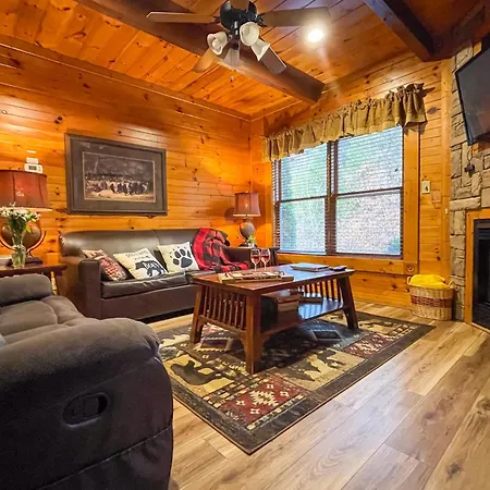 Spacious Resort Log Cabin, Easy Drive, Hot Tub, Arcade Gameroom, Mountain Vibe Gatlinburg Extérieur photo